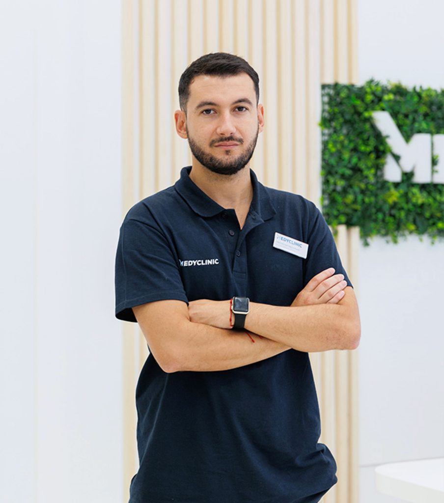 Christian-Recepcion_Clinica dental Medyclinic_Algeciras