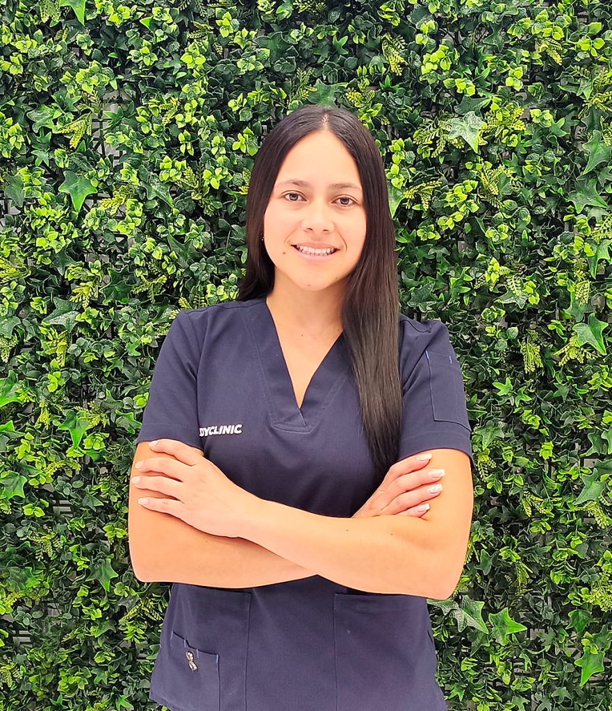 clínica-dental-carabanchel-higienista_Andrea