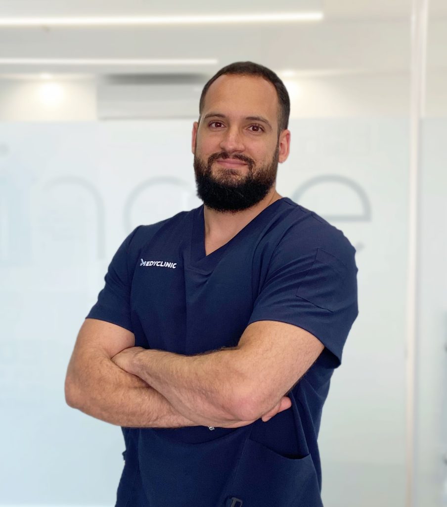 Ortodoncista-Manuel_Ferreres_Clinica dental Medyclinic_Benalmadena