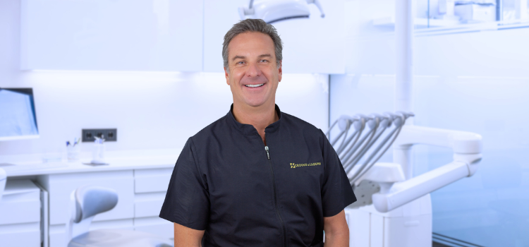 Implantología digital avanzada con el Dr Eduardo Crooke