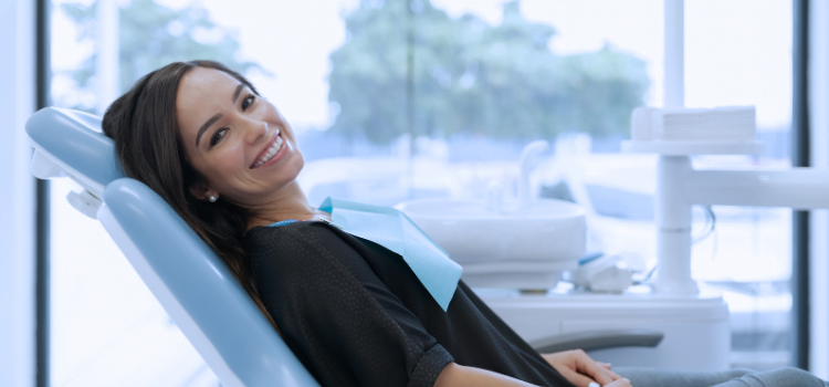 ortodoncia invisible para adultos en Carabanchel